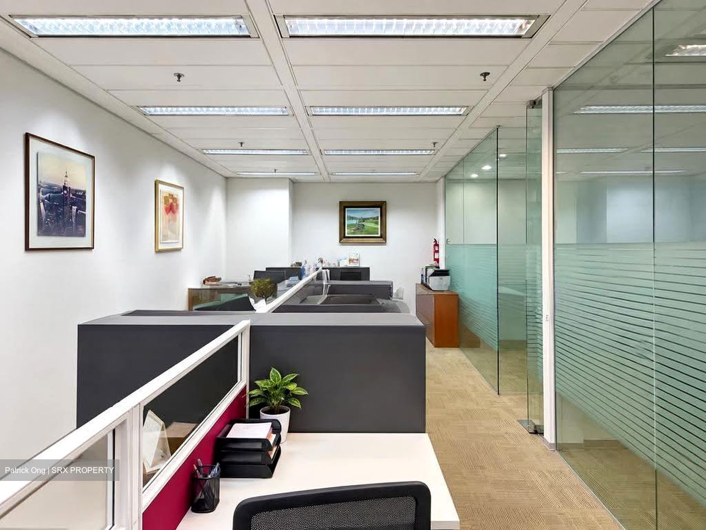 Lippo Centre (D2), Office #622556111